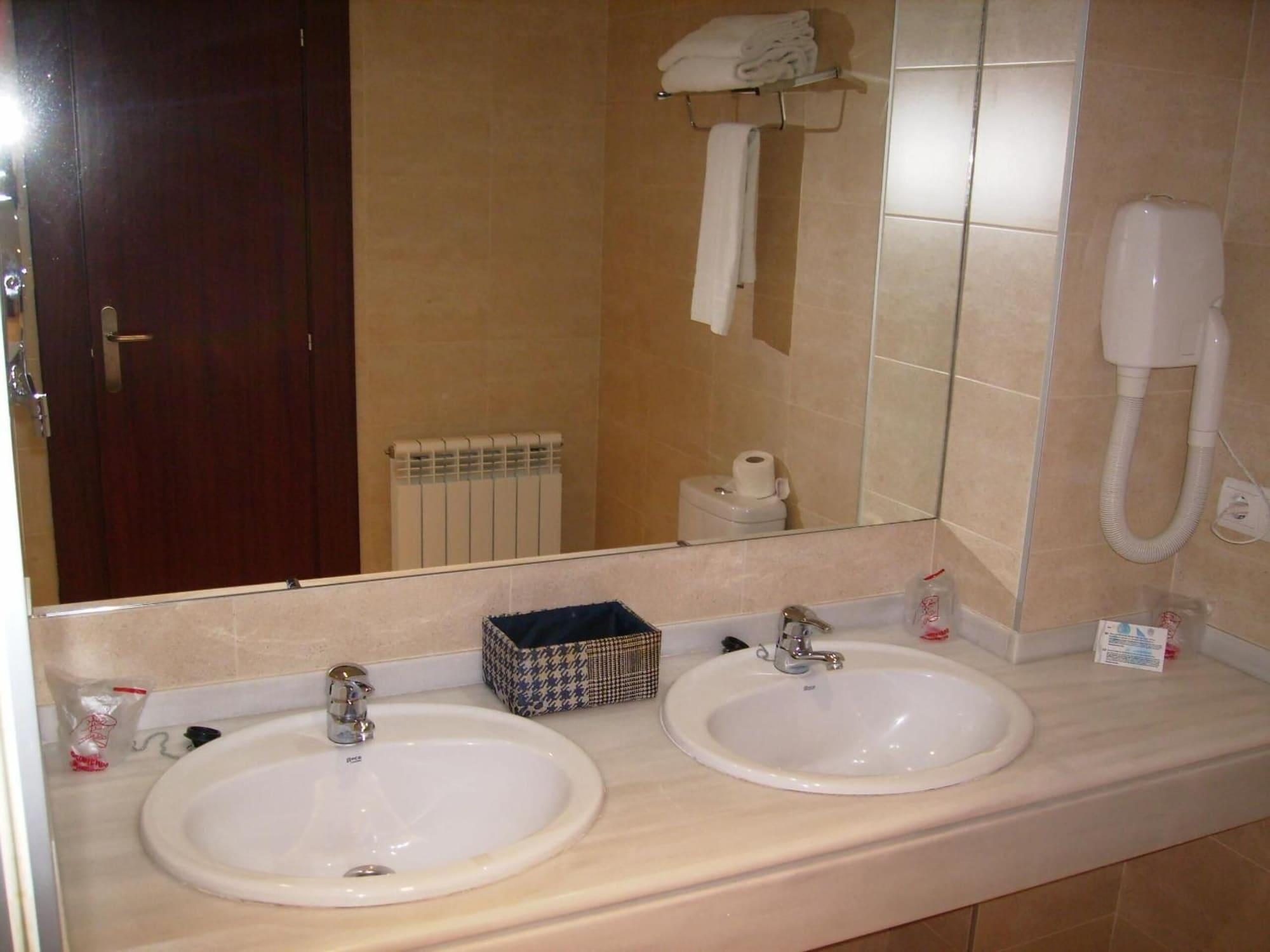 Hotel Roma Valladolid Eksteriør bilde
